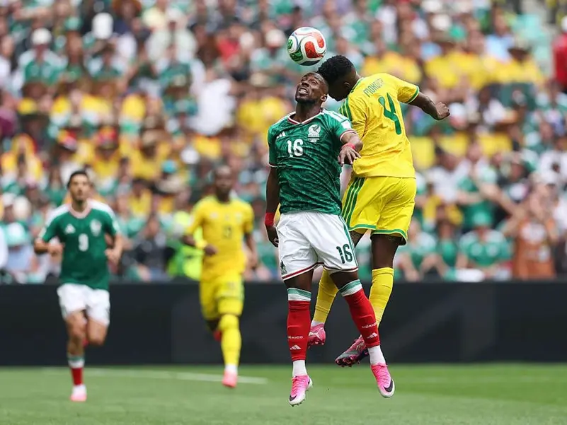 في مباراة الكروت الحمراء .. المكسيك تفوز على جنوب أفريقيا في افتتاح كأس العالم