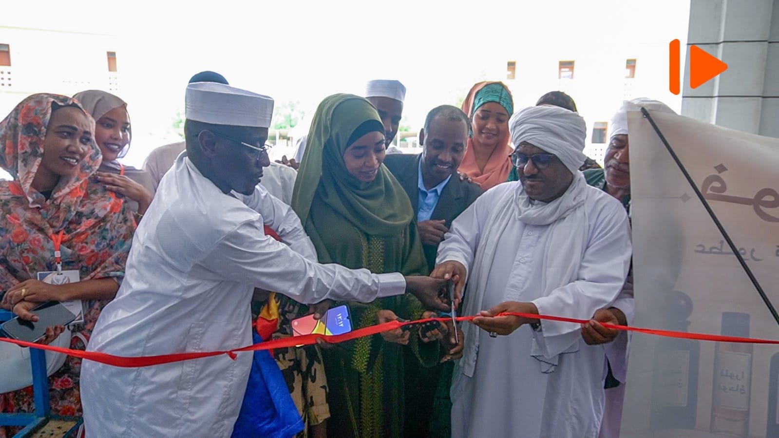 ملتقى سوداني تشادي في أنجمينا يعزز الحوار الثقافي والتعايش السلمي