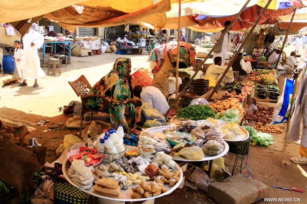 بين نار الغلاء وضعف الأجور... السودانيون يواجهون معركة يومية من أجل البقاء